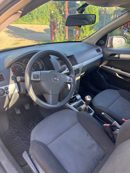 Astra H 1.8 hatchback