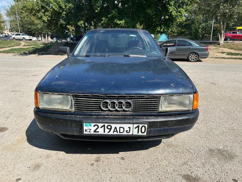Продам машину ауди 80