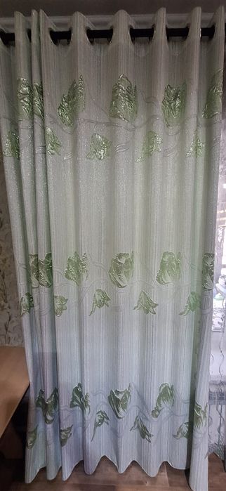 Шторы в зал срочно