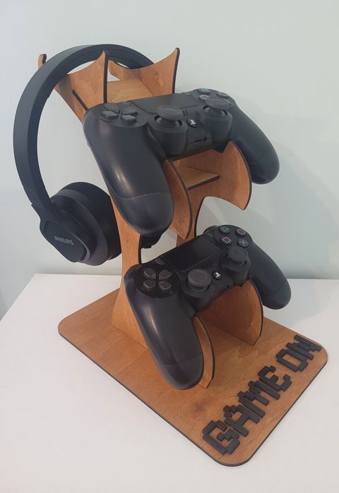 Стойки за джойстик и слушалки. Подарък за мъж.Органайзер за PS5