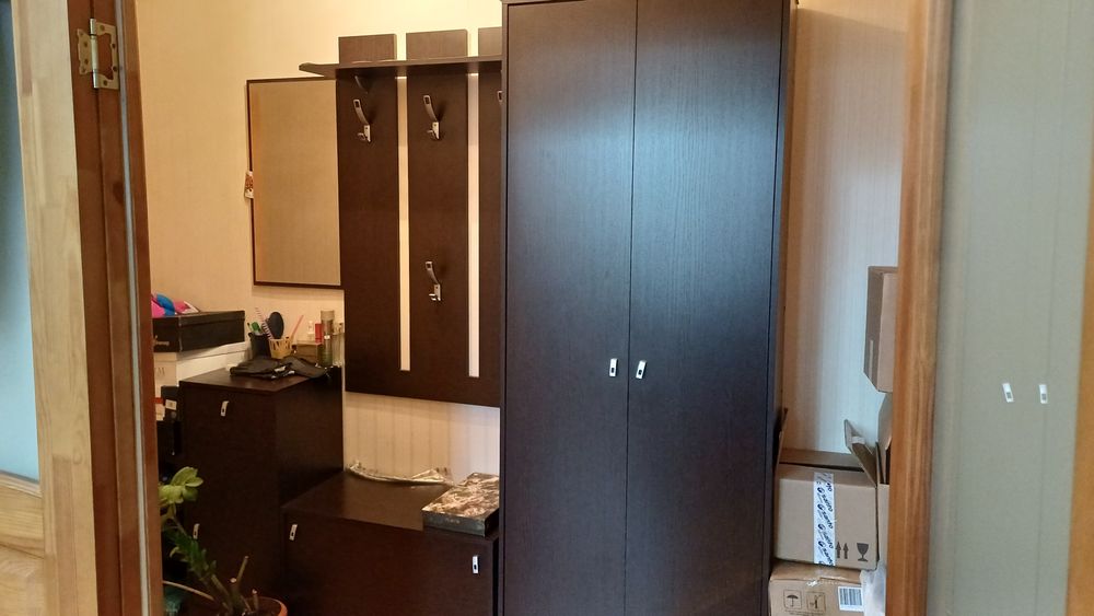 Срочно!!! Прихожая вместится