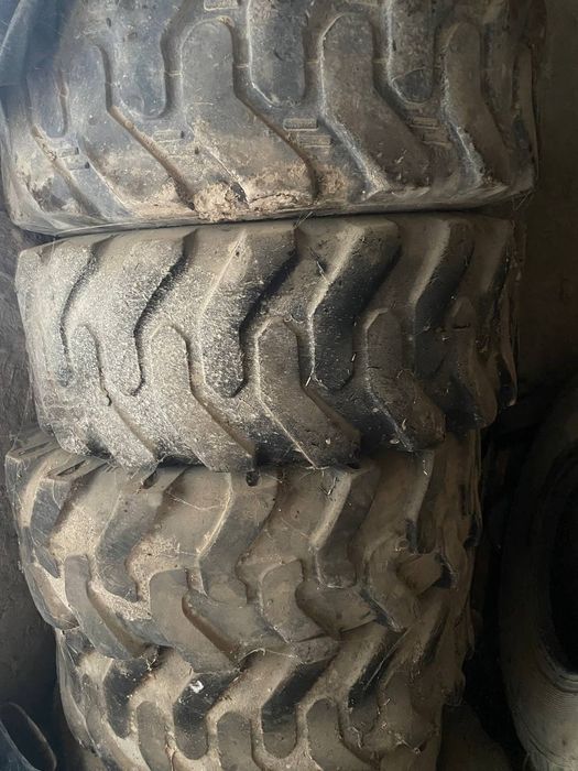 JCB трактори учун шина