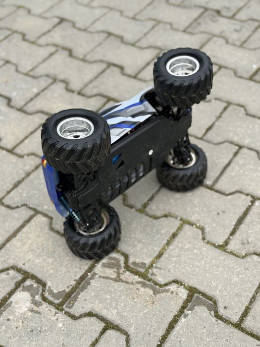 Automodel rc Xcite oneten monster truck 1:10 brushless
