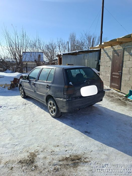 В продаже гольф 3