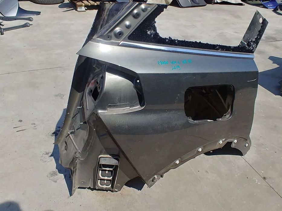 aripa dreapta spate peugeot 5008 2 2019