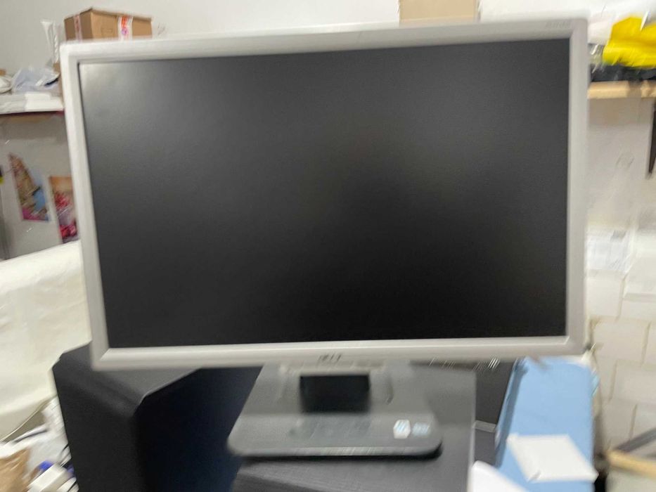 Vand laptop ASUS si monitoare