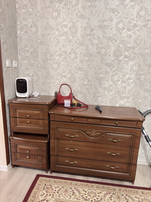 Спальный гарнитур