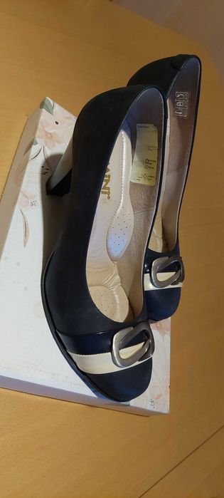Дамски обувки '39