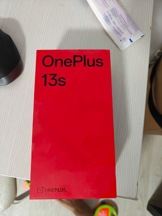 OnePlus 13s в идеальном состоянии
