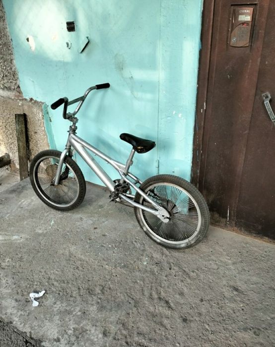 Продам велик нормальная состояние