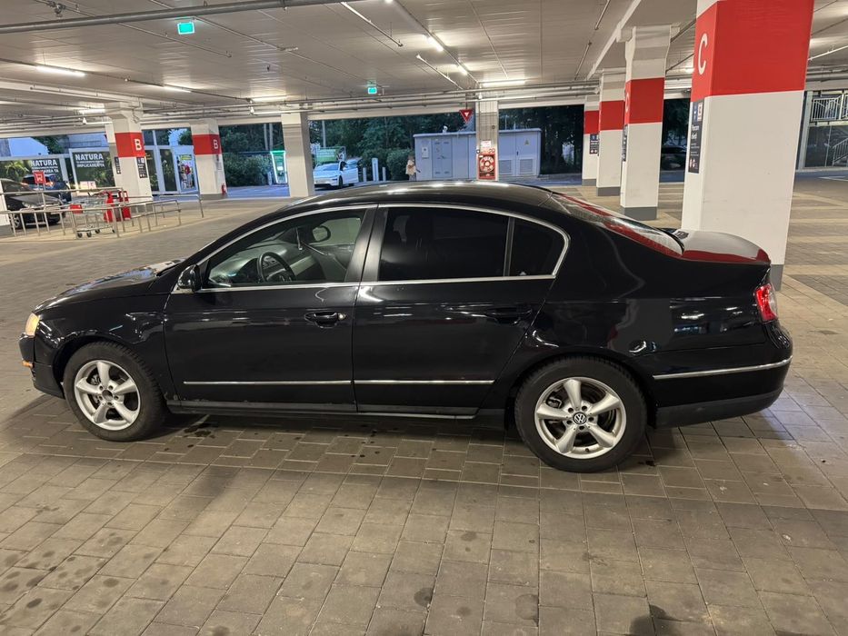 Vând Passat B6 2.0 TDI din 2007