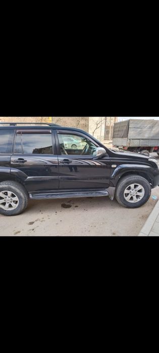 Продам тойота прадо 120