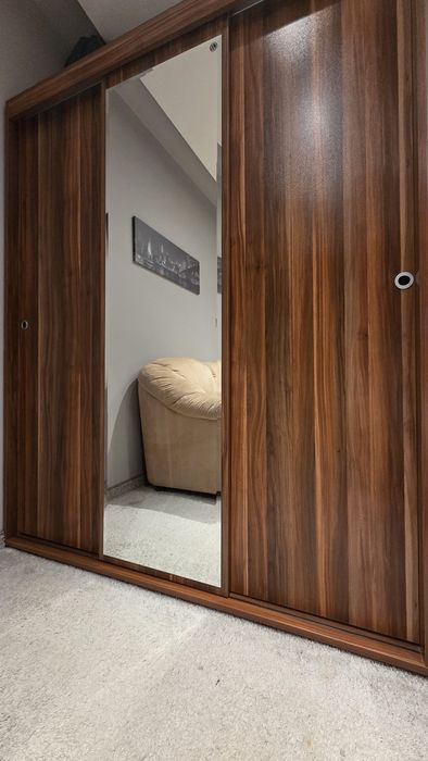 Гардероб, тв шкаф и два стенни шкафа