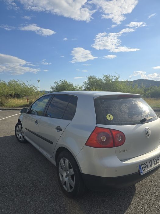 Vând golf 5 1.4 fsi 2005