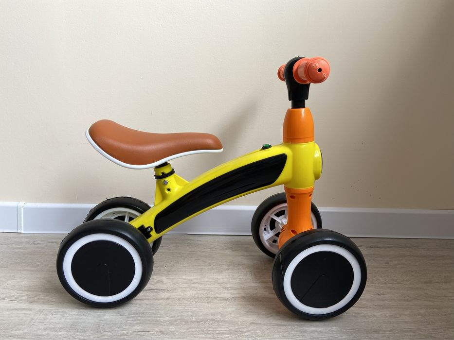 Беговел 4 расветки