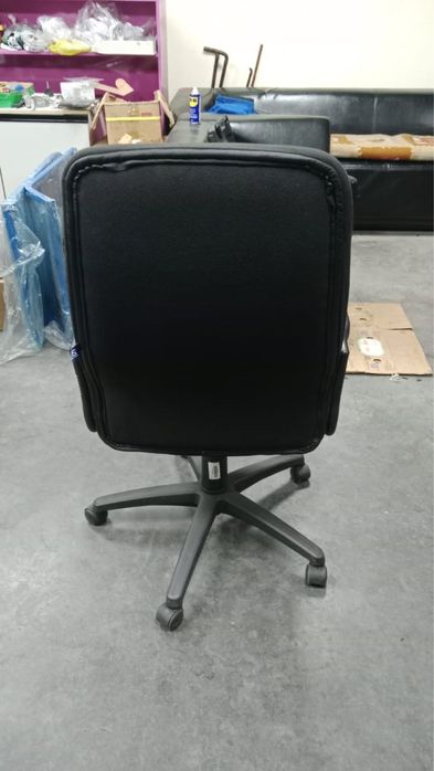 Кресло офисные буу