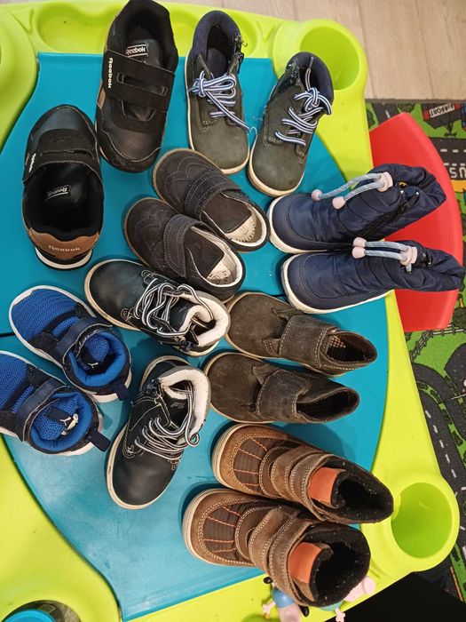 Papucei ghetute cizme 21,22,23 si 24