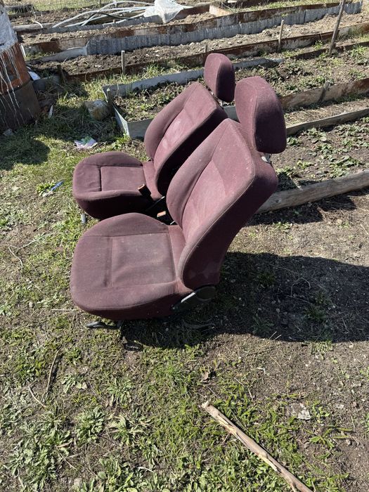 Передние сидения