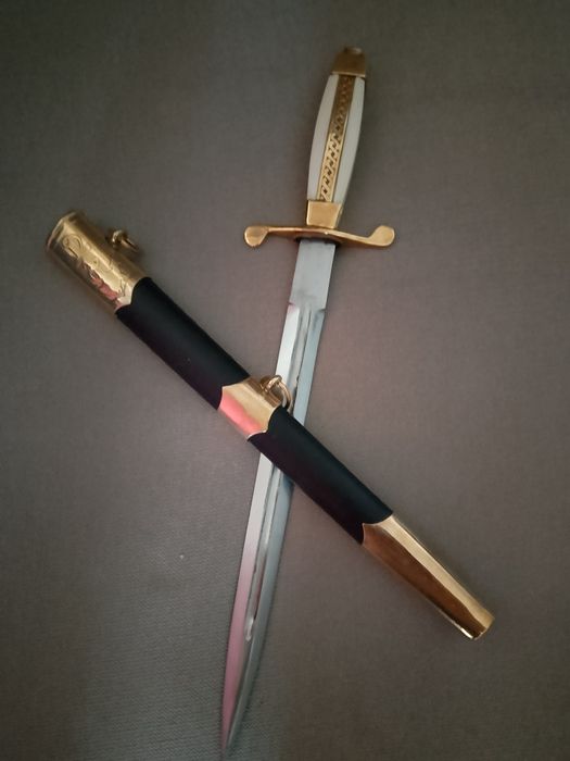 Офицерски кортик ВМС