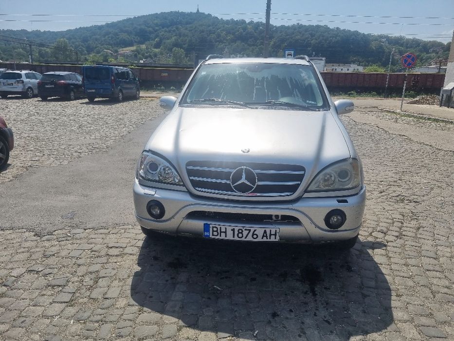 Vând Mercedes ML 400cdi pachet AMG