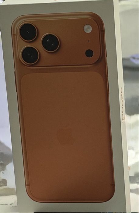 iPhone 17 Pro Max 512GB Cosmic Orange / Оранжев гаранция БГ оператор