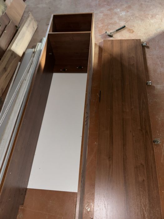 Продам шкафы бу Мебель гарнитуры