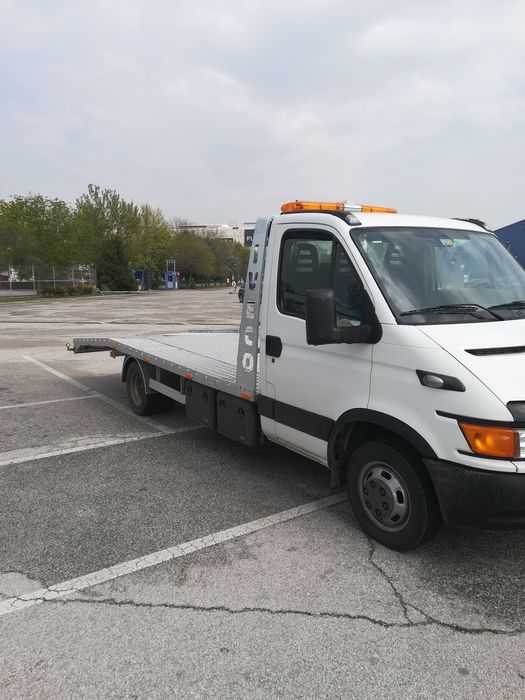 Транспорт на автомобили