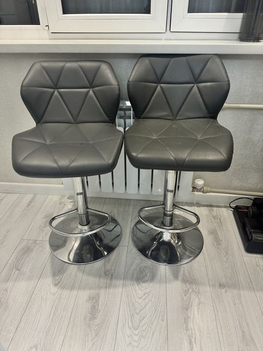 Барные стулья