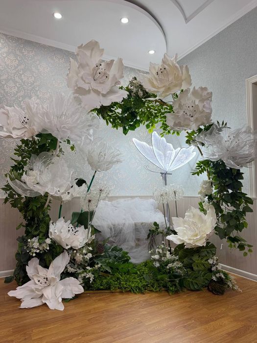 Оформление свадьбы в любом стиле .