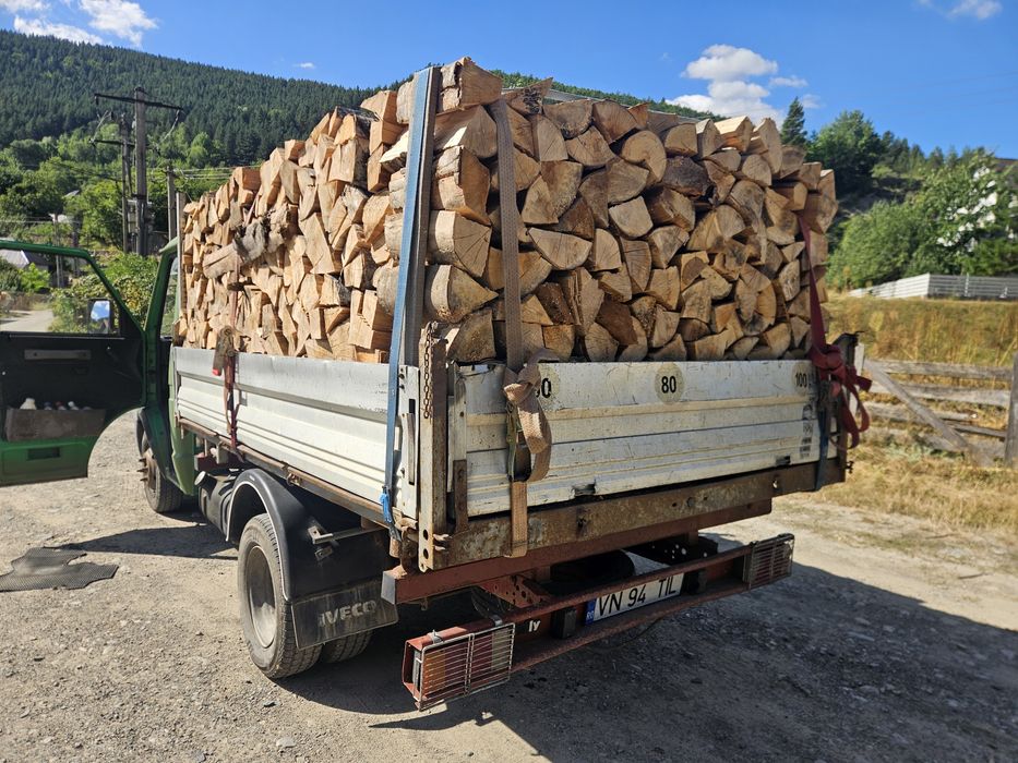 Vand lemn de foc.Mai multe detali  la 0768203730