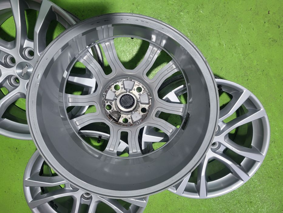 18 5x120 Opel Insignia Chevrolet лети джанти 5х120 опел