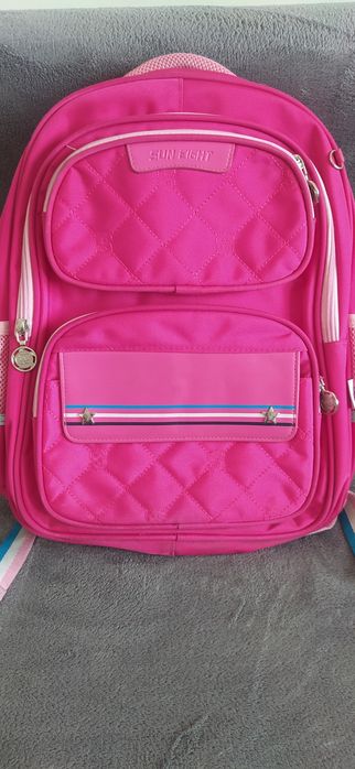 Школьный рюкзак для девочки