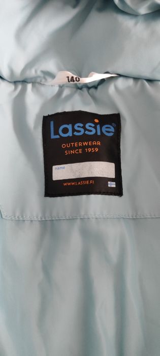 Куртка на девочку ростом 140 см