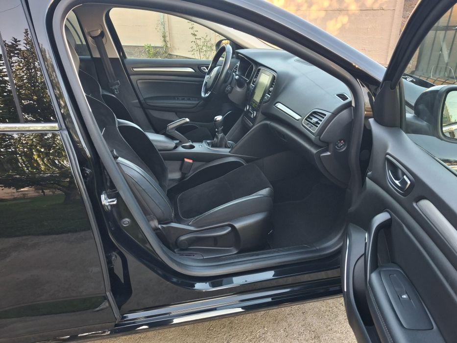 Renault megane 4 Limited edition 1.3 tce /2019 distribuție schimbată recent
