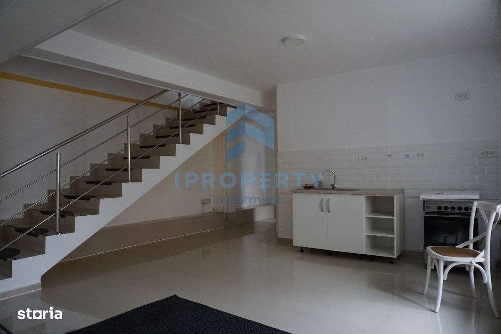 Comercial-Birouri | Piata Victoriei | 250 mpu | 18 Camere | Curte prop