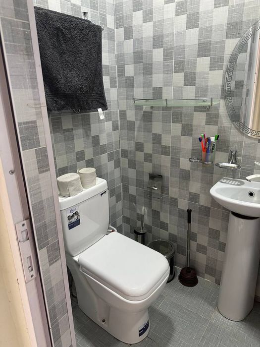 Продается квартира янгиабад напротив бокс федерации