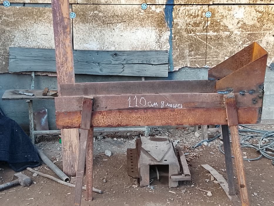 Мангал для шашлыков