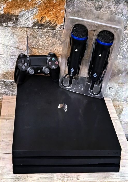 PS4/Playstation 4 Pro 4K 1TB HDD cu +30 jocuri + 1 Controller Wirelles