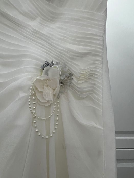 Vand rochie de mireasa