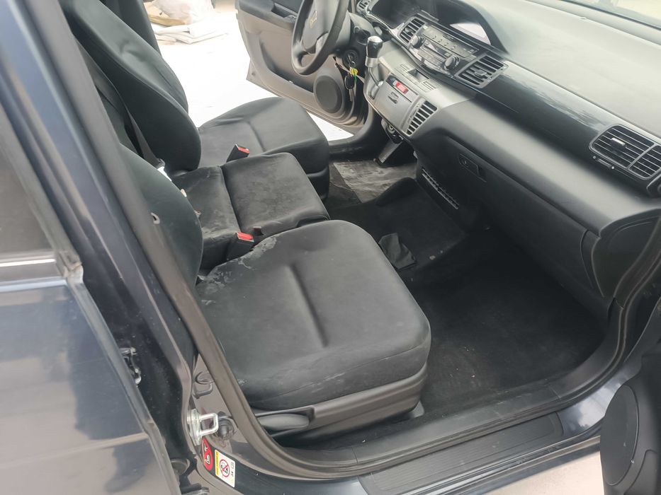 Хонда фр-в / Honda FR-V - на части