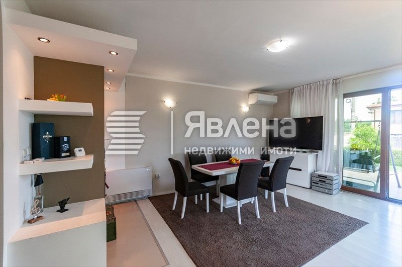 Продава се Къща в Варна, м-т Траката - 201 кв.м за 1966 €/кв.м - Снимка #3
