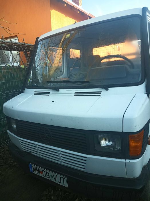 Basculantă 3.5 tone Mercedes