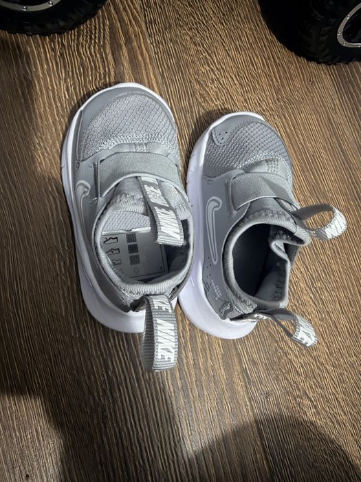 Asidasi Nike marimea 21 unisex