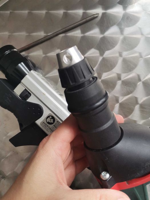 Masina de insurubat Metabo SE6000 + Metabo SM5-55 magazie de suruburi