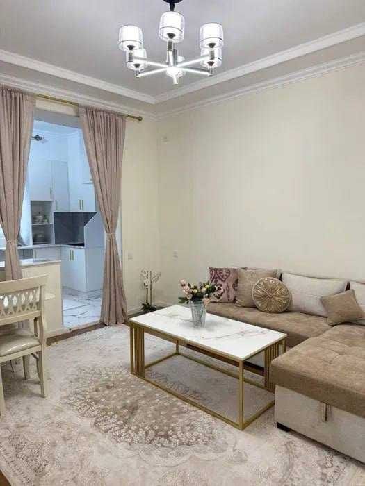 СРОЧНО !! Продаётся квартира в Яшнабаде 2/5/8 ( 55 кв/м ) Azia House