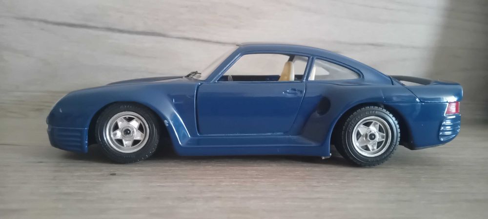 Mercedes, BMW, Dodge Charger, Porsche 1:24 , 1:32 Bburago, Mini Auto, KLT