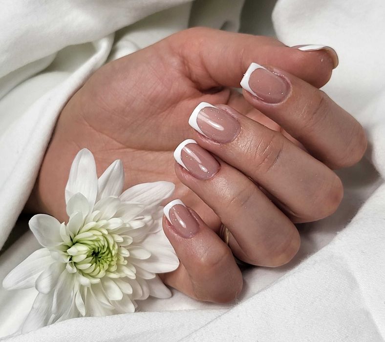 Manichiura in tehnica gel,pedichiura spa