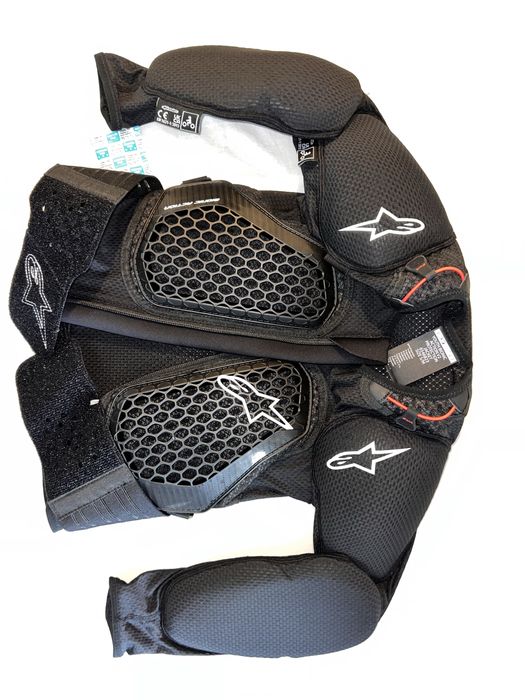 Armura moto alpinestars bionic action V2 produs nou