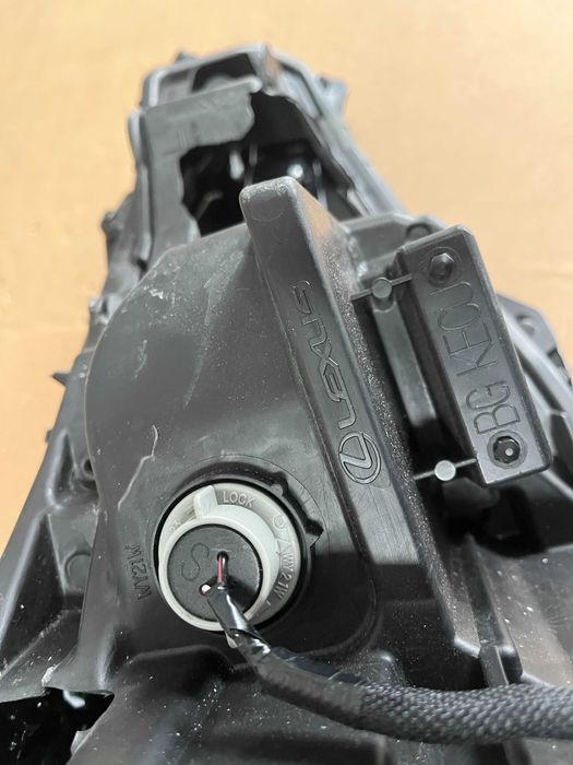 Ляв Фар Lexus NX450 Prisma Led 2022/2026