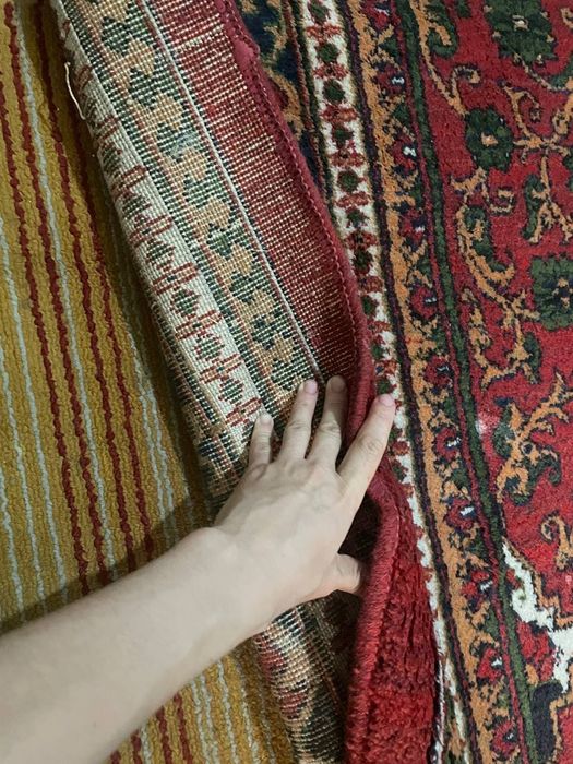 Gilam sotiladi srochna